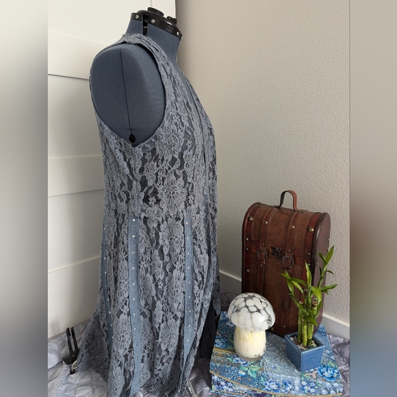 Grey Blue Lace Duster Vest - XL - Picture 2 of 7
